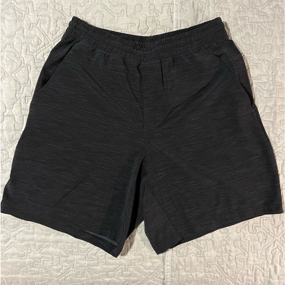Lululemon shorts pace breaker 7” inseam liner less size M